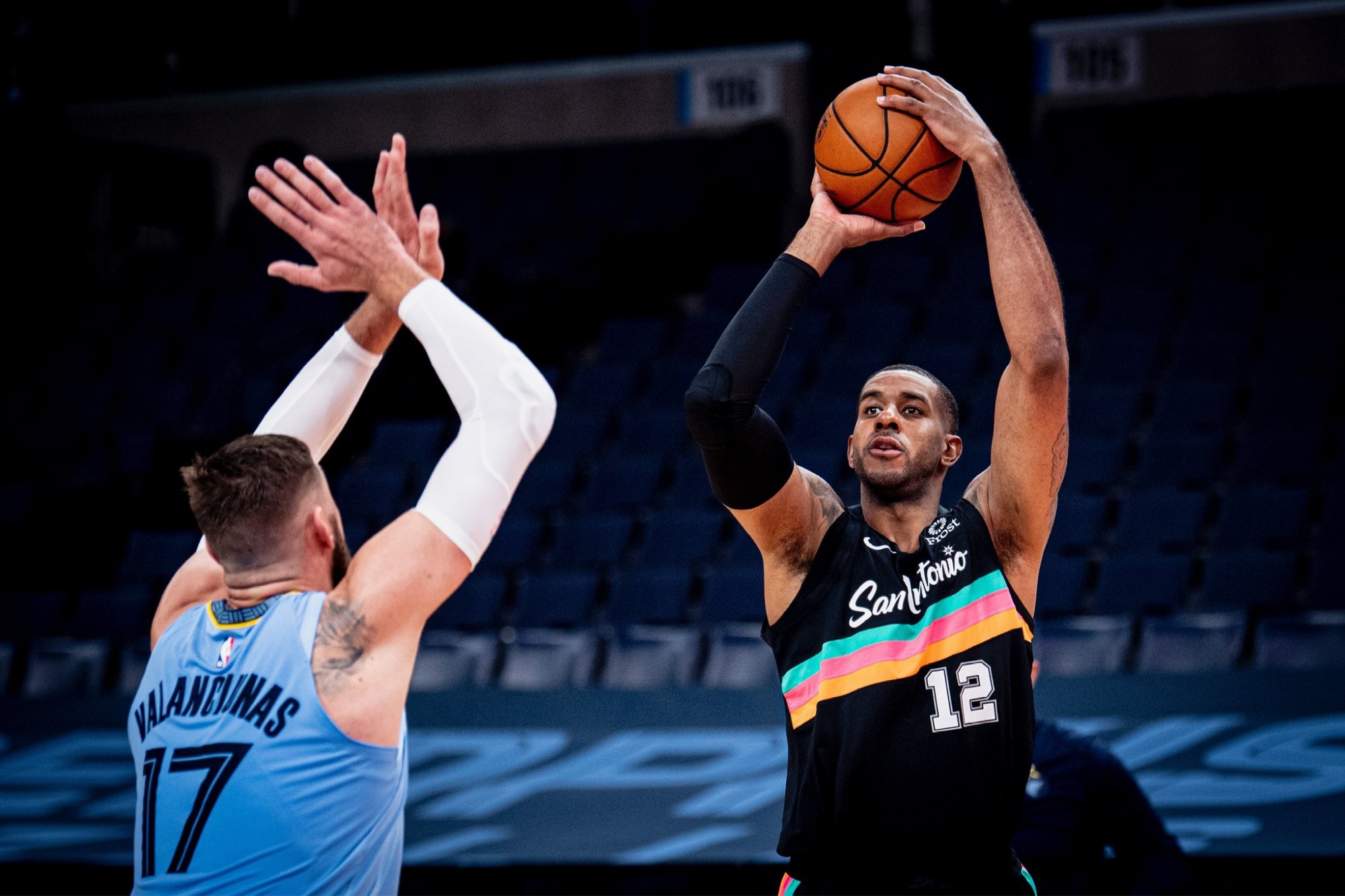 外线收放 外线收放